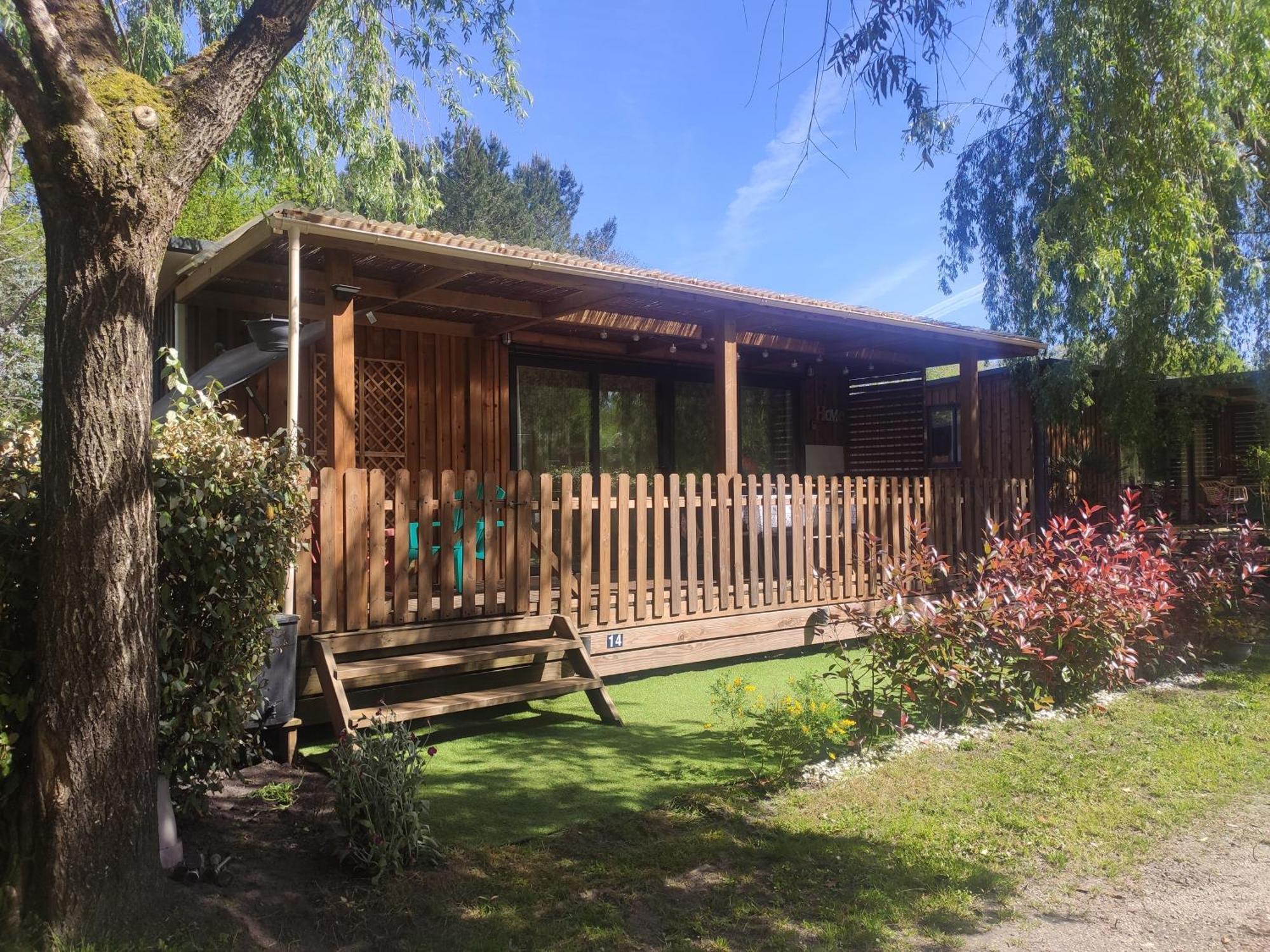 Location Saisonniere Onesse-Laharie 호텔 외부 사진